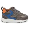 sneakers grijs