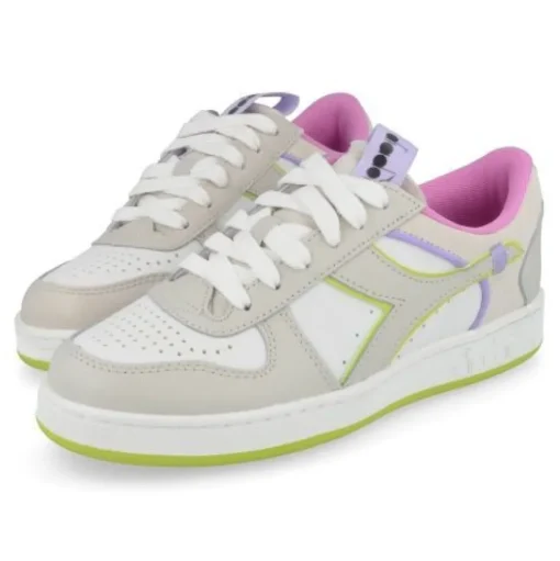 sneakers grijs