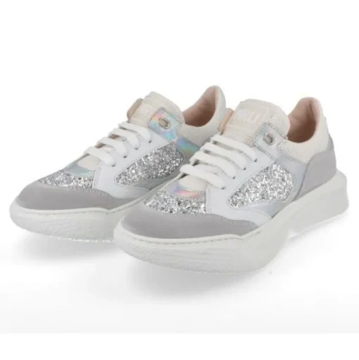 sneakers grijs