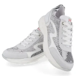 sneakers grijs