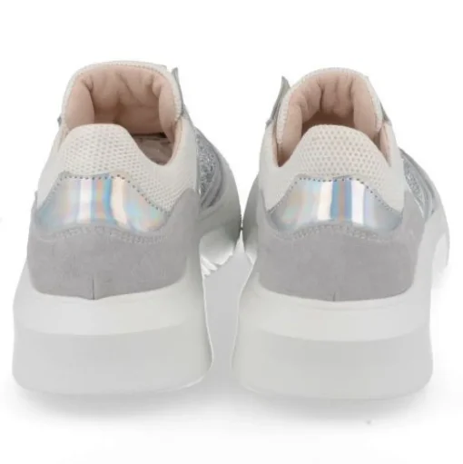 sneakers grijs