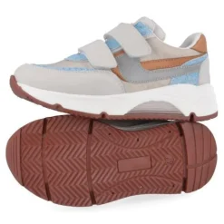 sneakers grijs
