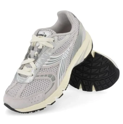 sneakers grijs