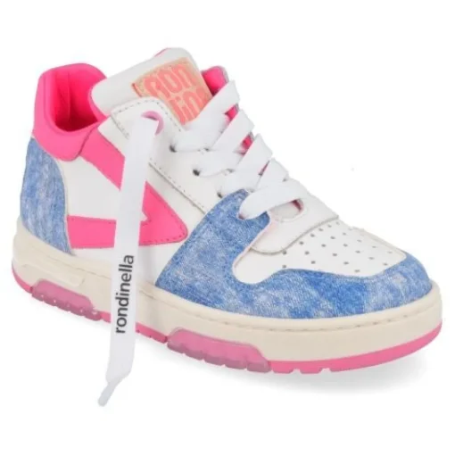 sneakers jeans bl