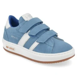 sneakers jeans bl