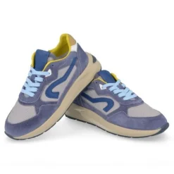 sneakers jeans bl