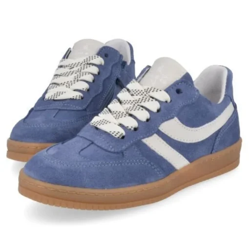 sneakers jeans bl