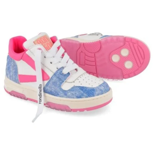 sneakers jeans bl