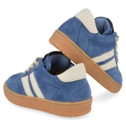 sneakers jeans bl