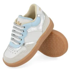 sneakers lichtblauw