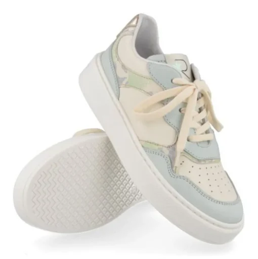 sneakers mint