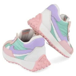 sneakers mint
