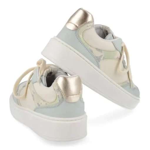 sneakers mint