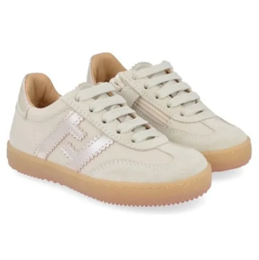 sneakers off white