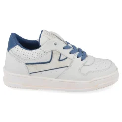 sneakers wit