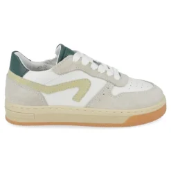sneakers wit