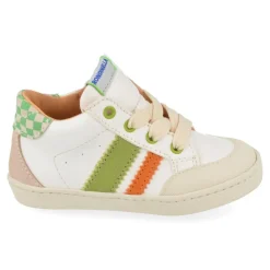 sneakers wit