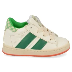 sneakers wit