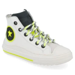 sneakers wit