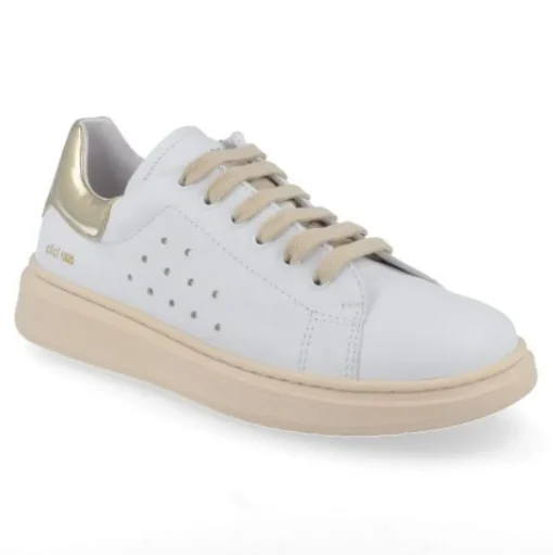 sneakers wit