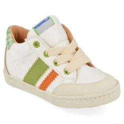 sneakers wit