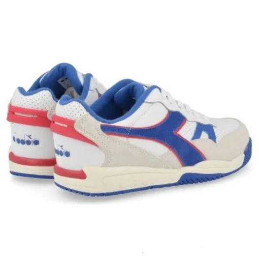sneakers wit