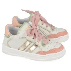 sneakers wit