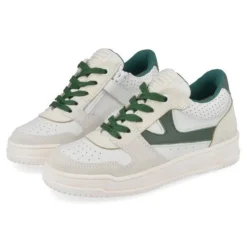 sneakers wit