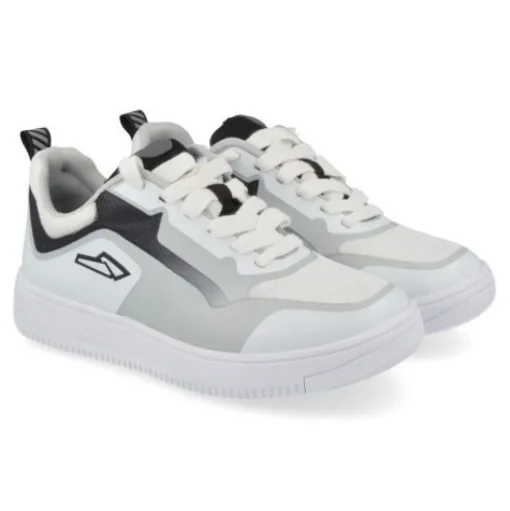 sneakers wit
