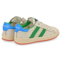 sneakers wit