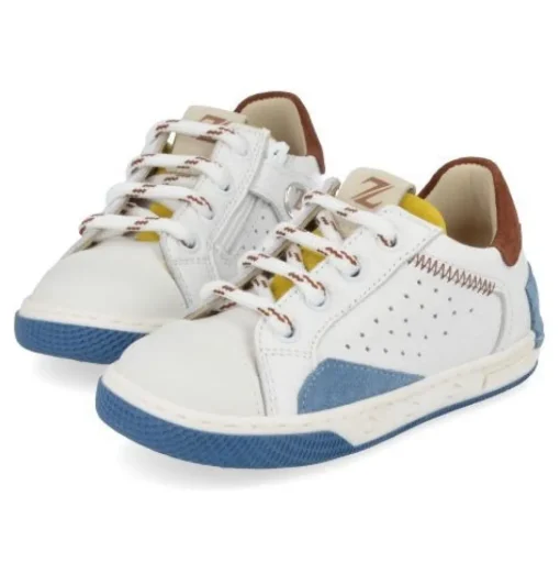 sneakers wit