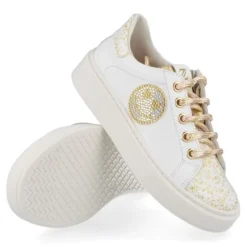 sneakers wit