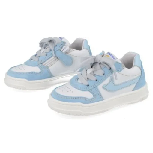 sneakers wit
