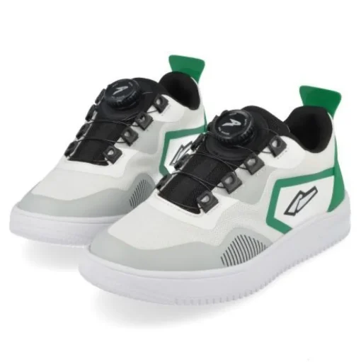 sneakers wit
