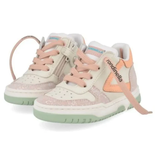 sneakers wit