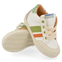 sneakers wit