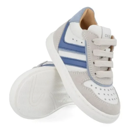 sneakers wit