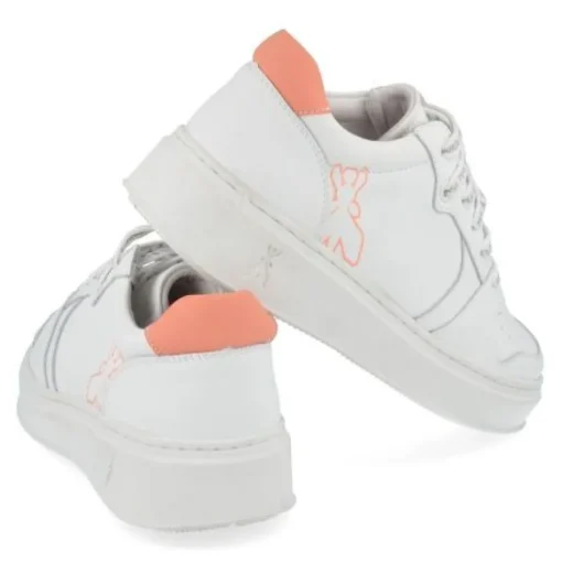 sneakers wit