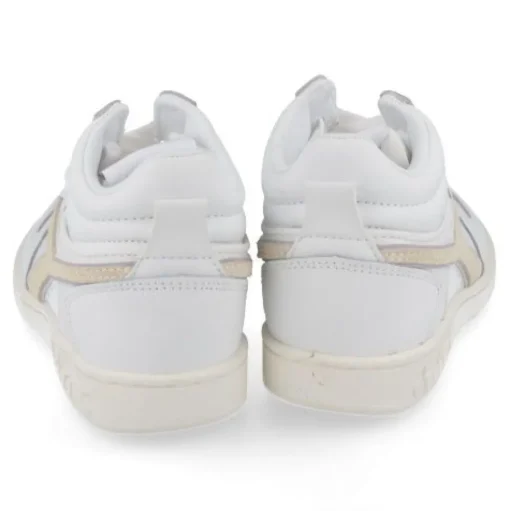 sneakers wit