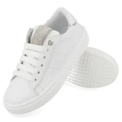 sneakers wit