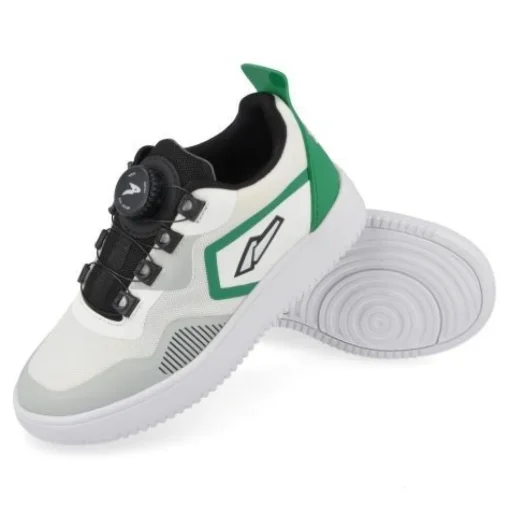 sneakers wit