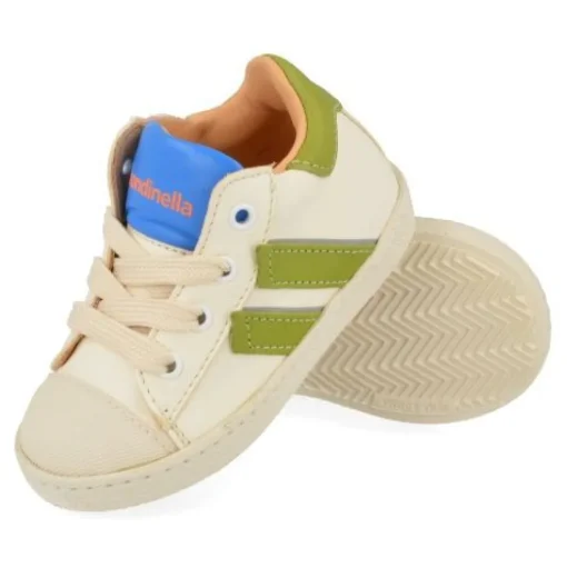 sneakers wit