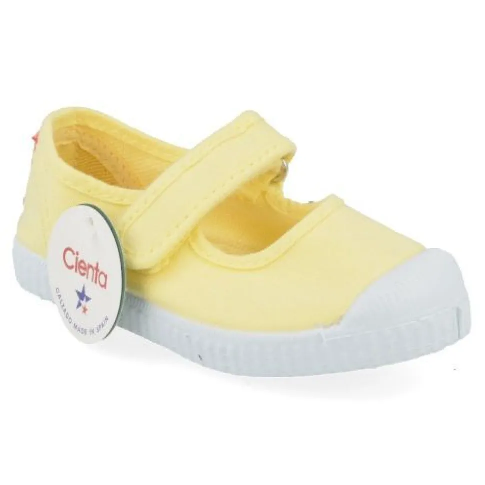 sport-en speelschoenen geel