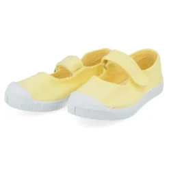 sport-en speelschoenen geel