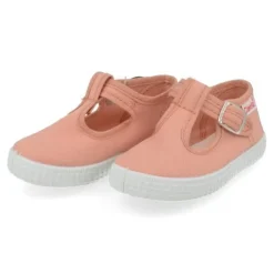 sport-en speelschoenen roze