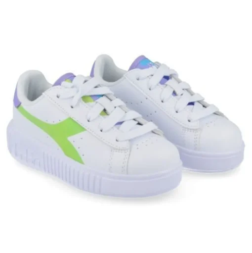 sport-en speelschoenen wit