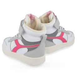 sport-en speelschoenen wit