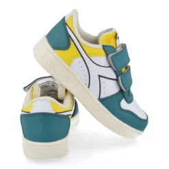 sport-en speelschoenen wit