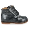 veterboot grijs