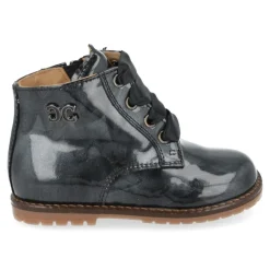 veterboot grijs